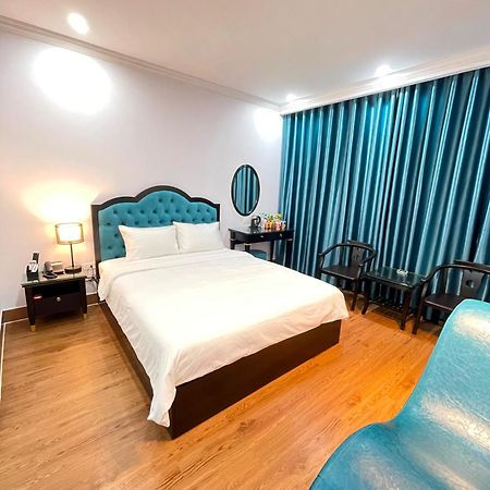 Nhat Tan Hotel Hanoi Exterior photo