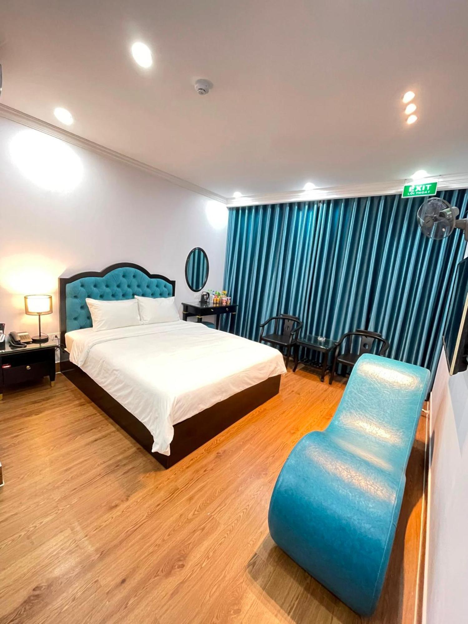 Nhat Tan Hotel Hanoi Exterior photo