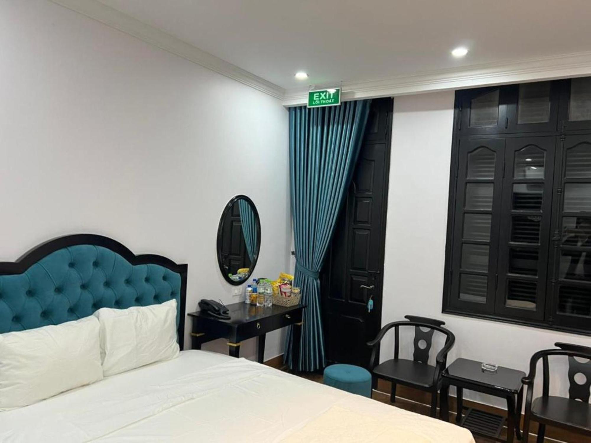 Nhat Tan Hotel Hanoi Exterior photo